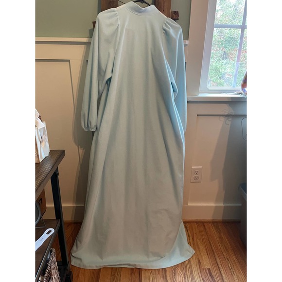 Vintage 1970's Donna Richard-Gilligan and O'Malley Dressing Gown Size Medium - Picture 2 of 3